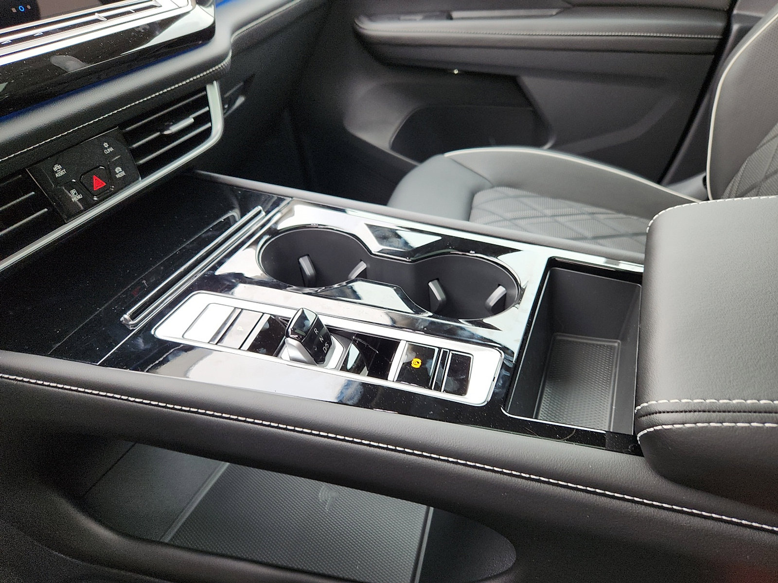 New 2026 Volkswagen Atlas SEL Premium R-Line image 20