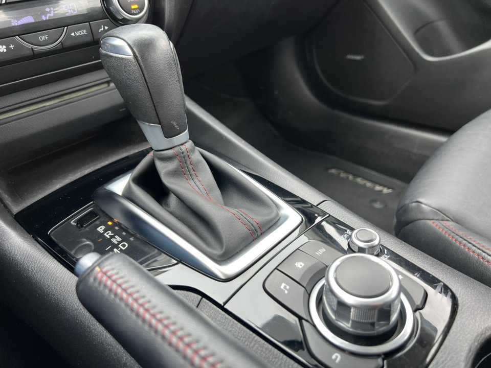 Used 2014 MAZDA MAZDA3 i Grand Touring image 25