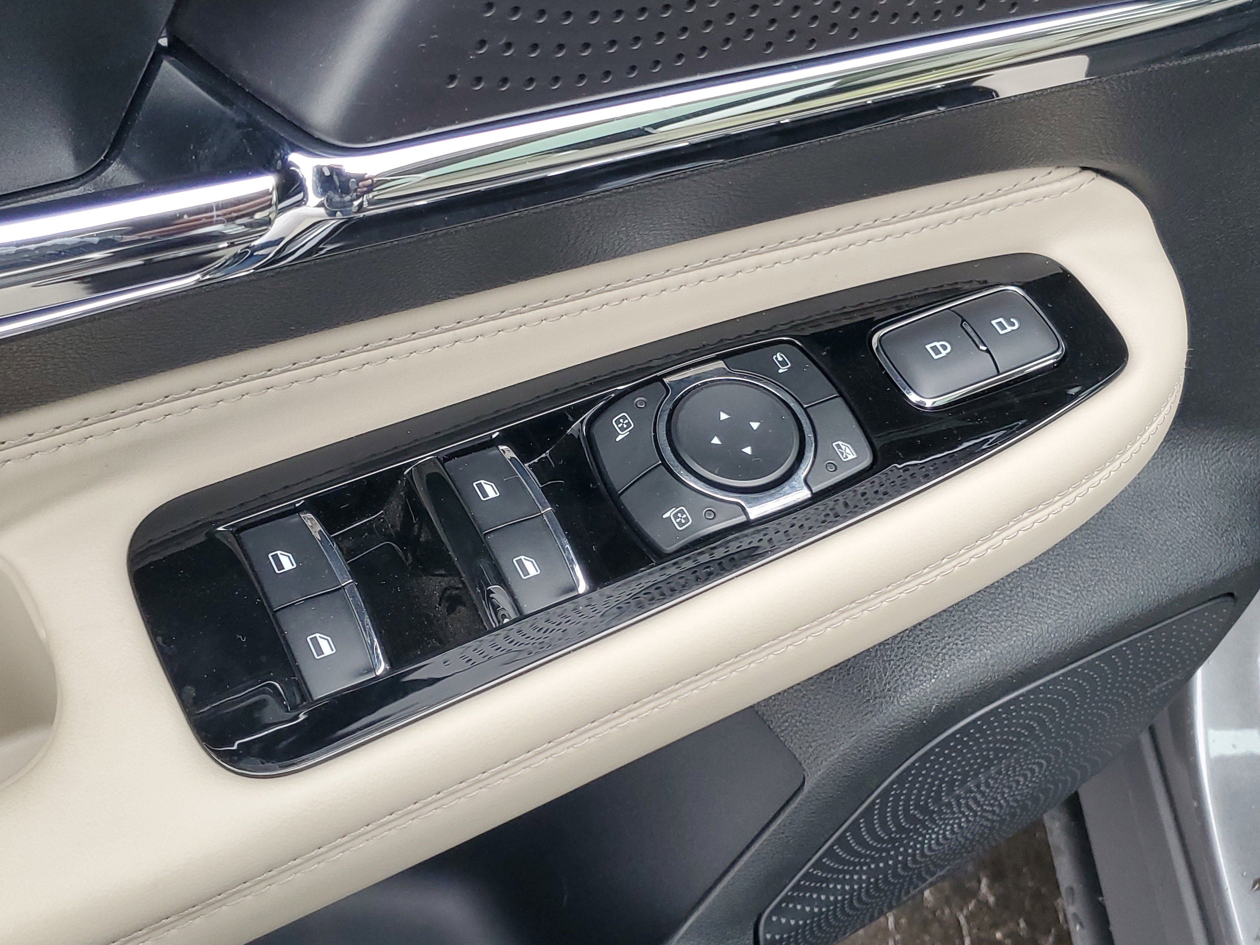 New 2026 Lincoln Corsair Premiere AWD/4WD image 10