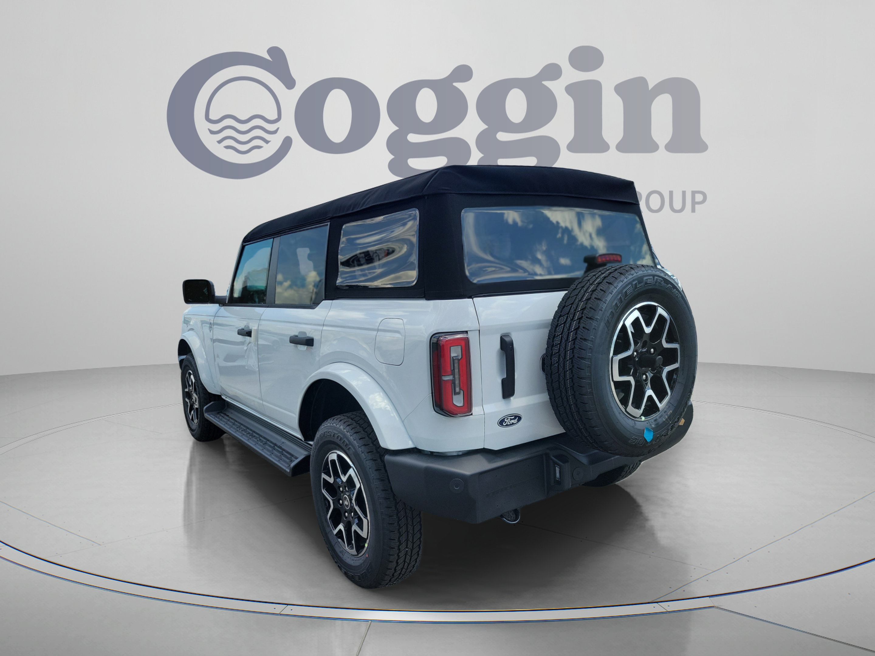 New 2026 Ford Bronco Outer Banks AWD/4WD image 2