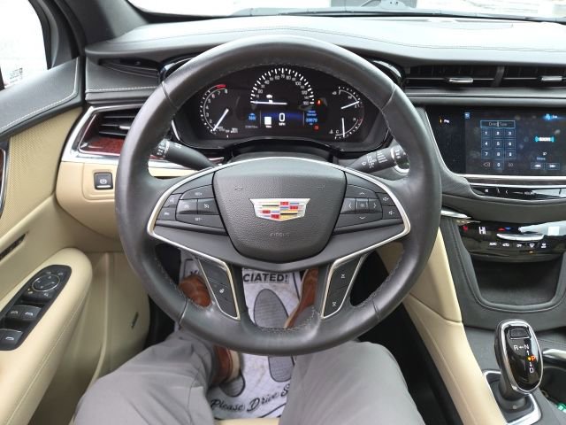 Used 2017 Cadillac XT5 Luxury image 55