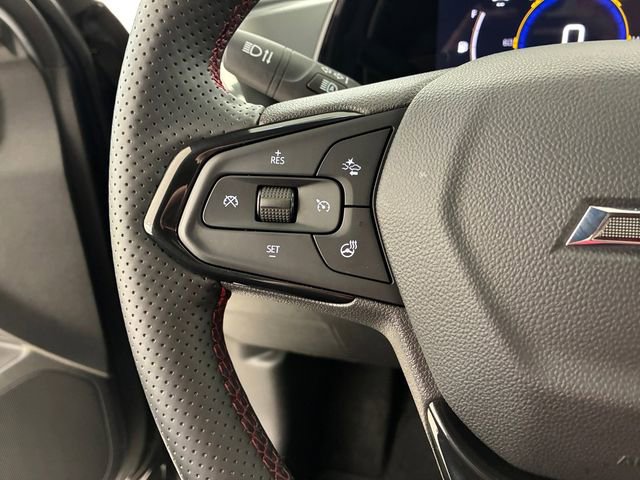 Certified 2025 Chevrolet Trax RS w/ Sunroof Package FWD image 23
