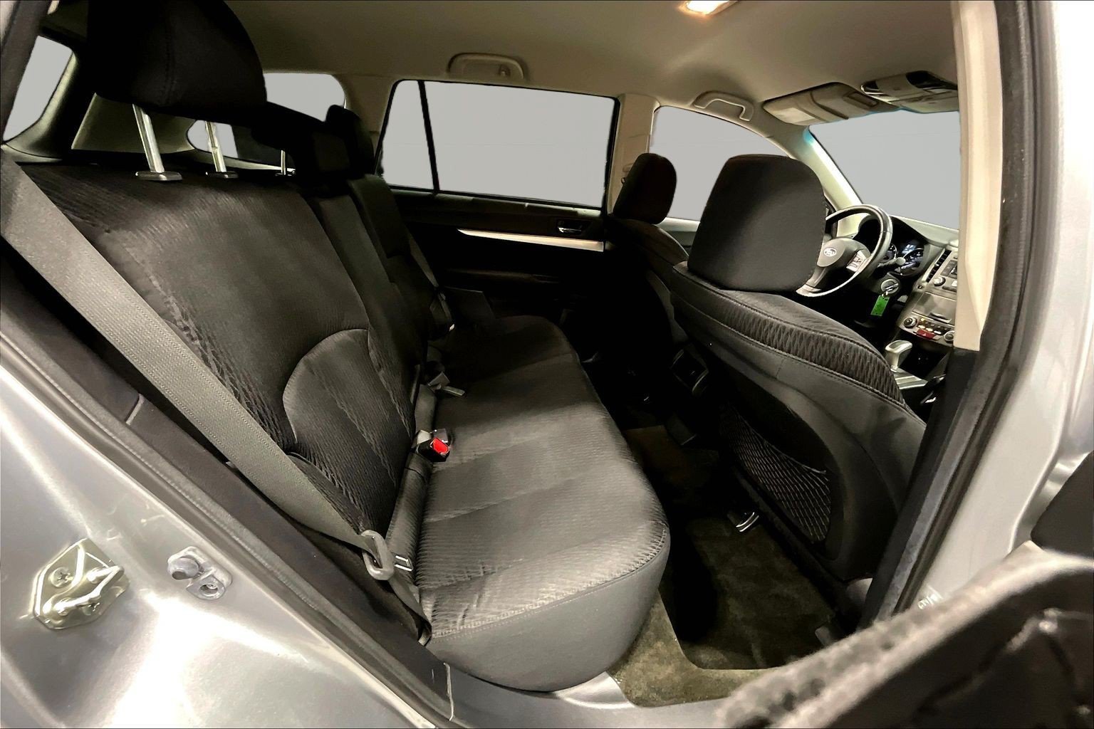 Used 2012 Subaru Outback 2.5i Premium AWD/4WD image 25