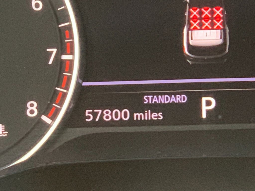 Used 2022 Nissan Pathfinder SV image 10