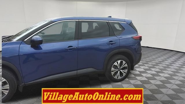 Used 2023 Nissan Rogue SV AWD/4WD image 8