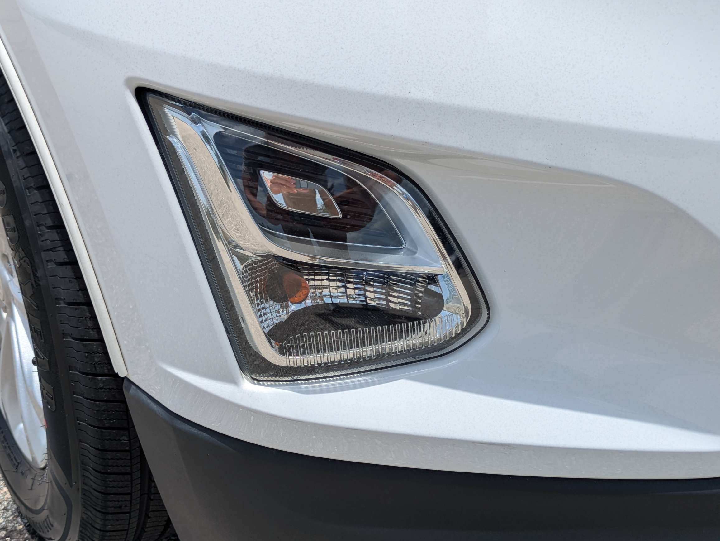 Used 2020 Chevrolet Equinox LS FWD image 10