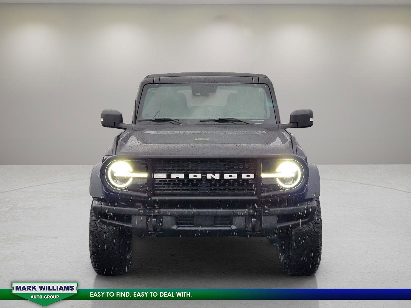 Used 2023 Ford Bronco Badlands image 2