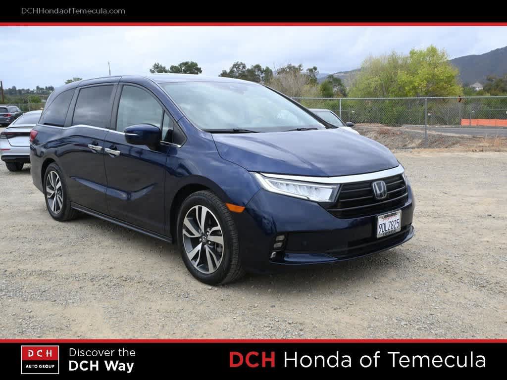 Certified 2023 Honda Odyssey Touring image 3