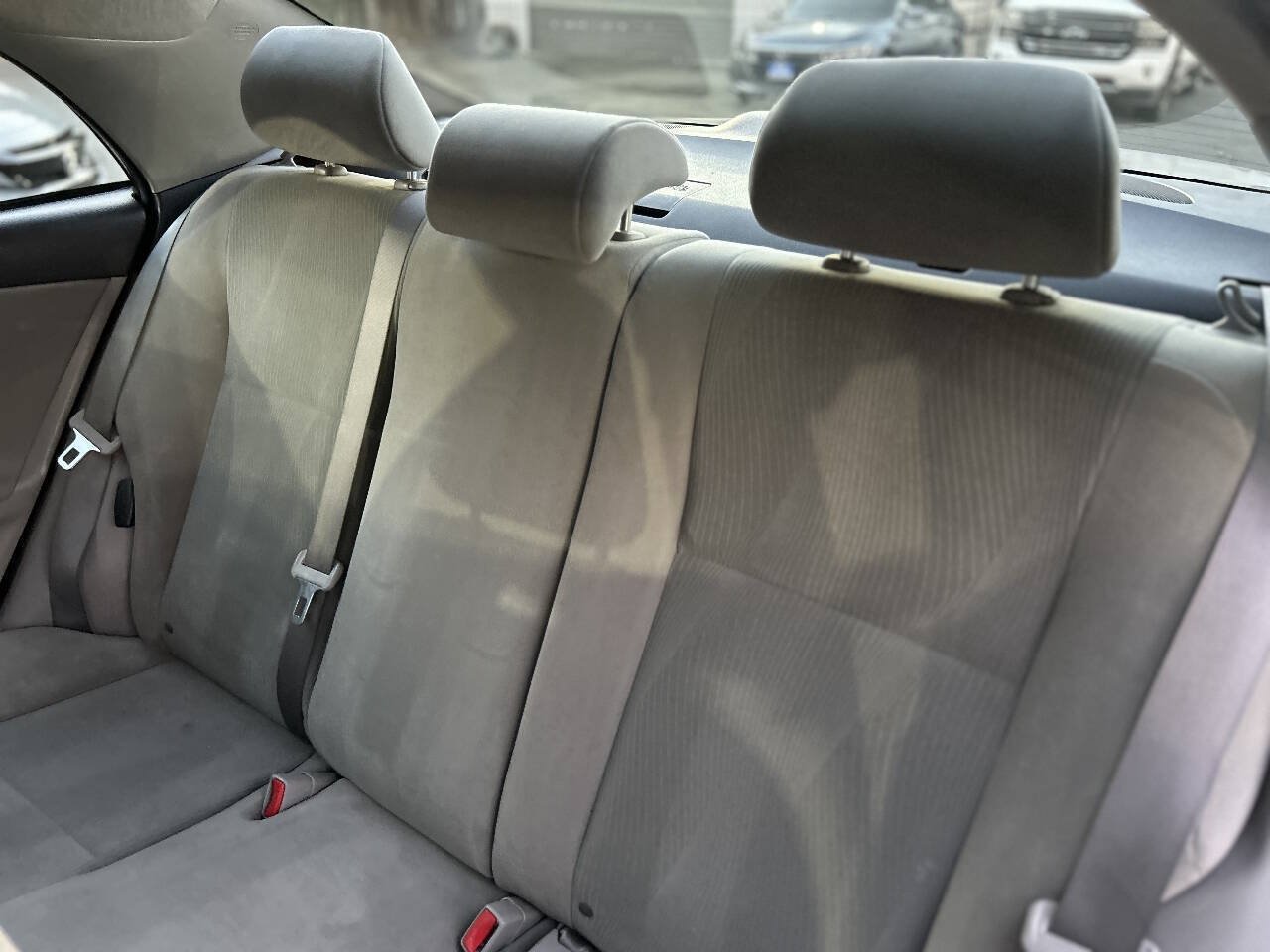 Used 2011 Toyota Corolla LE FWD image 18
