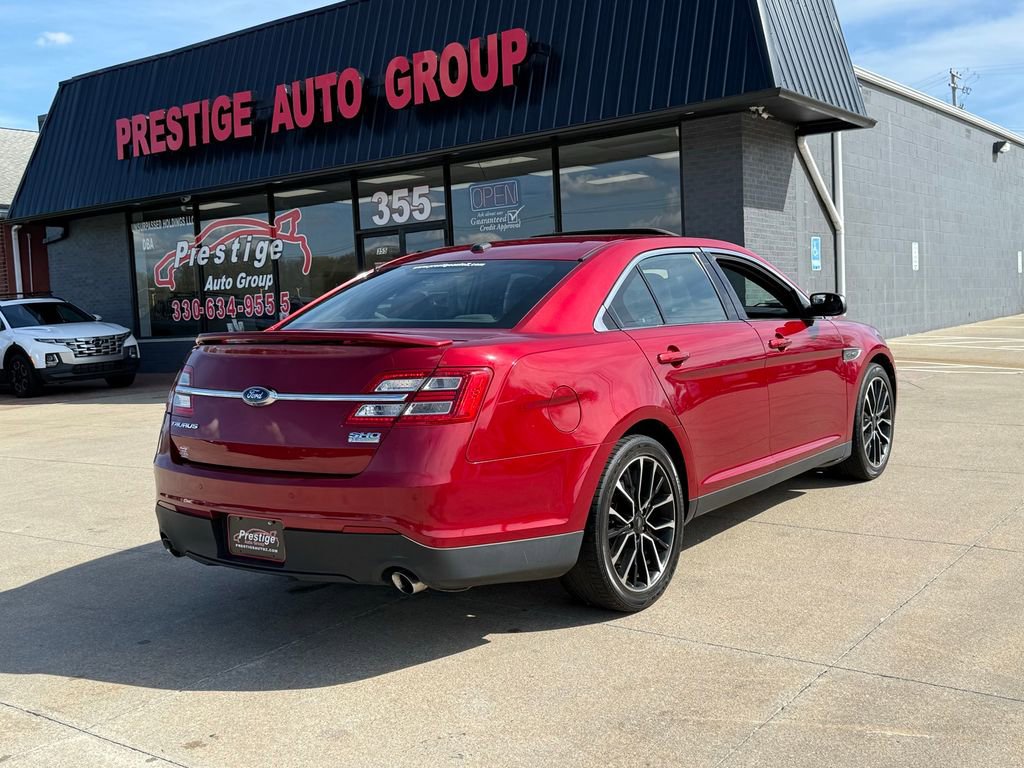 Used 2018 Ford Taurus SHO w/ Driver Assist Package AWD/4WD image 18