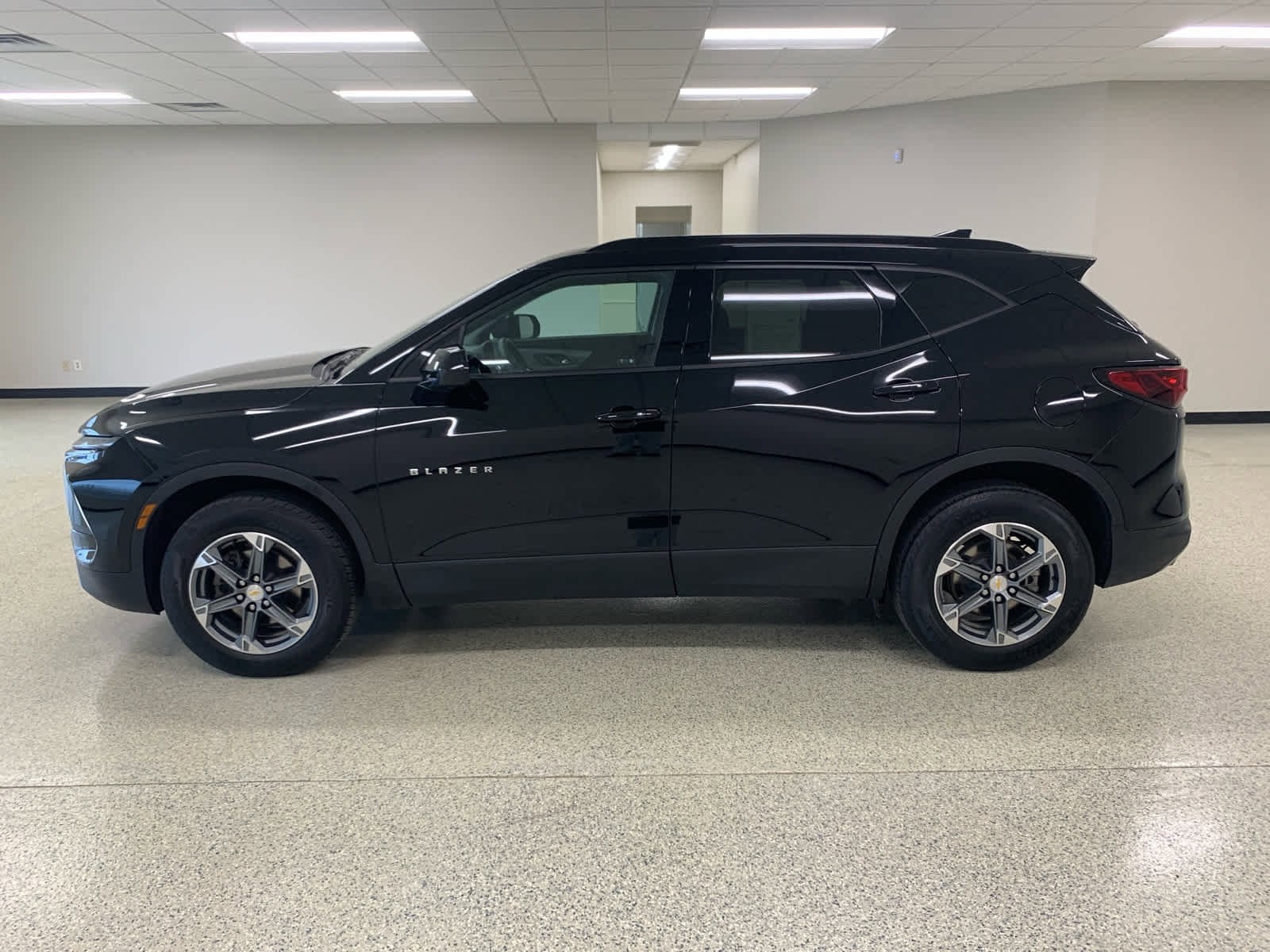 Used 2024 Chevrolet Blazer LT w/ Convenience Package image 10