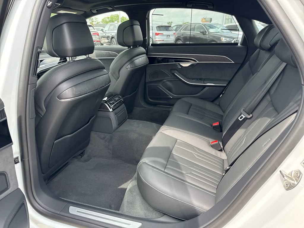 New 2025 Audi A8 L 3.0T AWD/4WD image 19