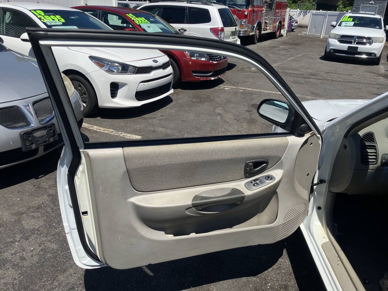 Used 2002 Hyundai Accent GS FWD image 18