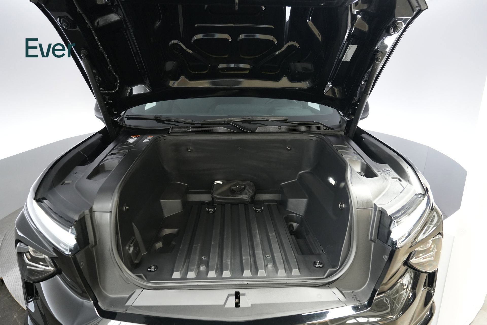 Used 2024 Chevrolet Silverado EV RST image 8