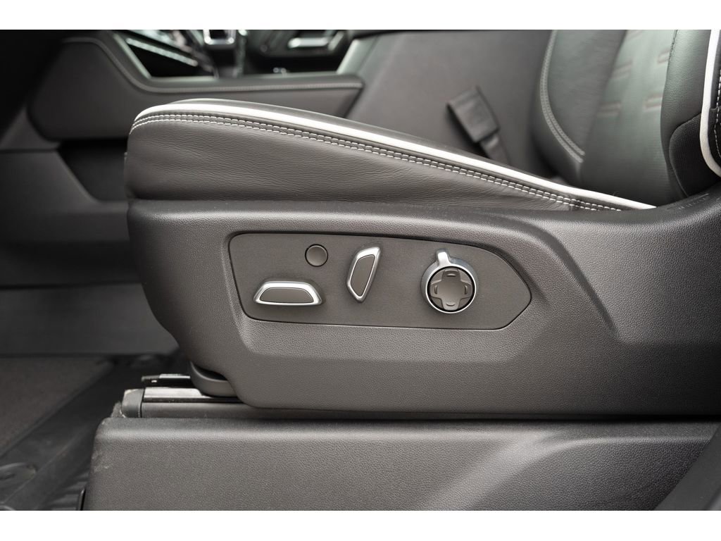 Used 2026 GMC Sierra 1500 AT4X image 14