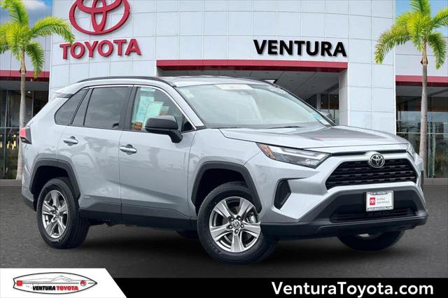 Certified 2025 Toyota RAV4 LE image 1