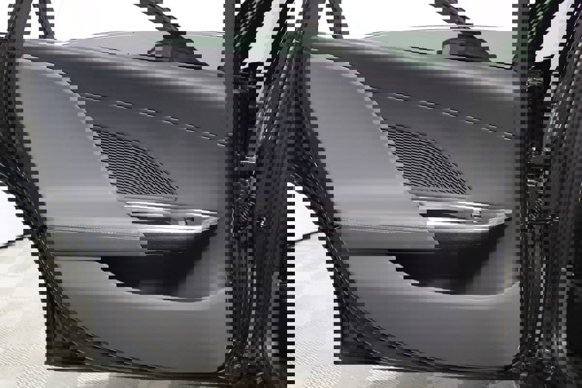 Used 2024 Lucid Air Pure image 35