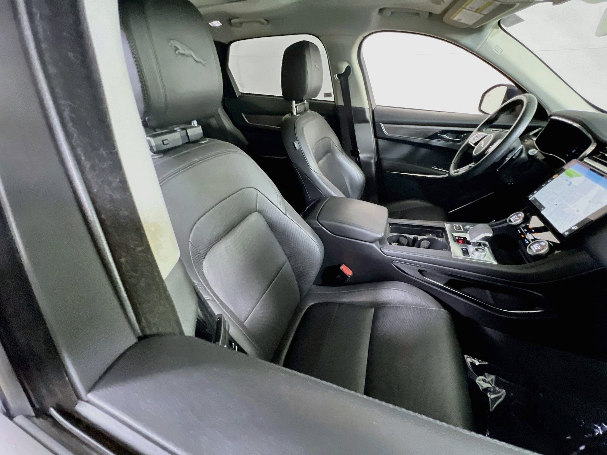 Used 2023 Jaguar F-PACE S AWD/4WD image 28