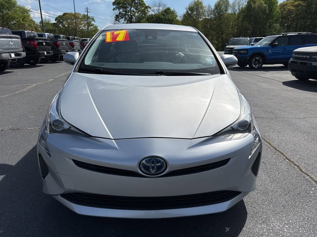 Used 2017 Toyota Prius Two image 29