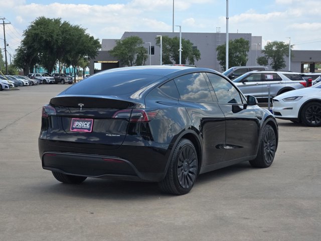 Used 2024 Tesla Model Y Long Range AWD/4WD image 5