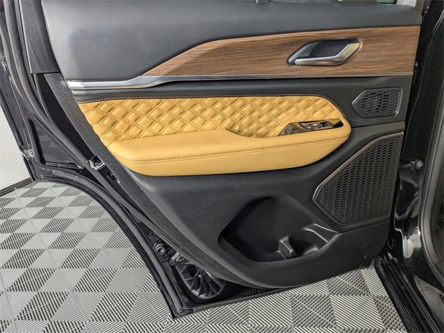 Certified 2023 Jeep Grand Cherokee Summit w/ Adv Protech Group IV image 27