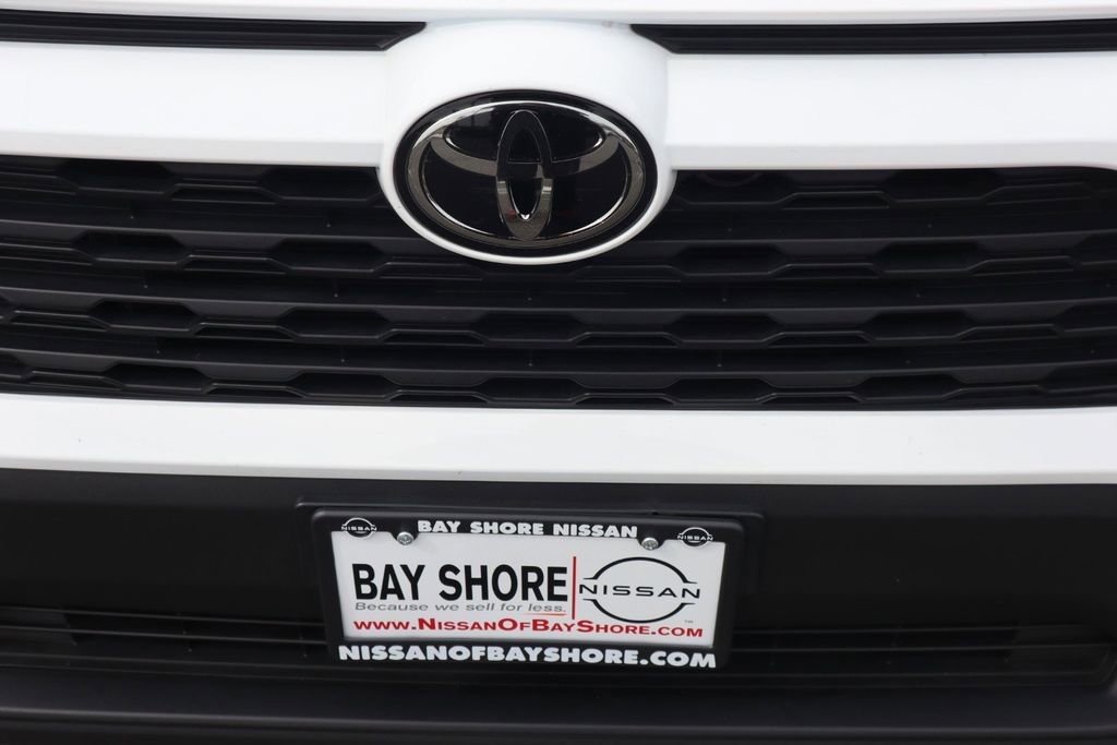 Used 2024 Toyota RAV4 XLE image 37