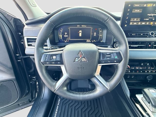 Used 2025 Mitsubishi Outlander SEL AWD/4WD image 11