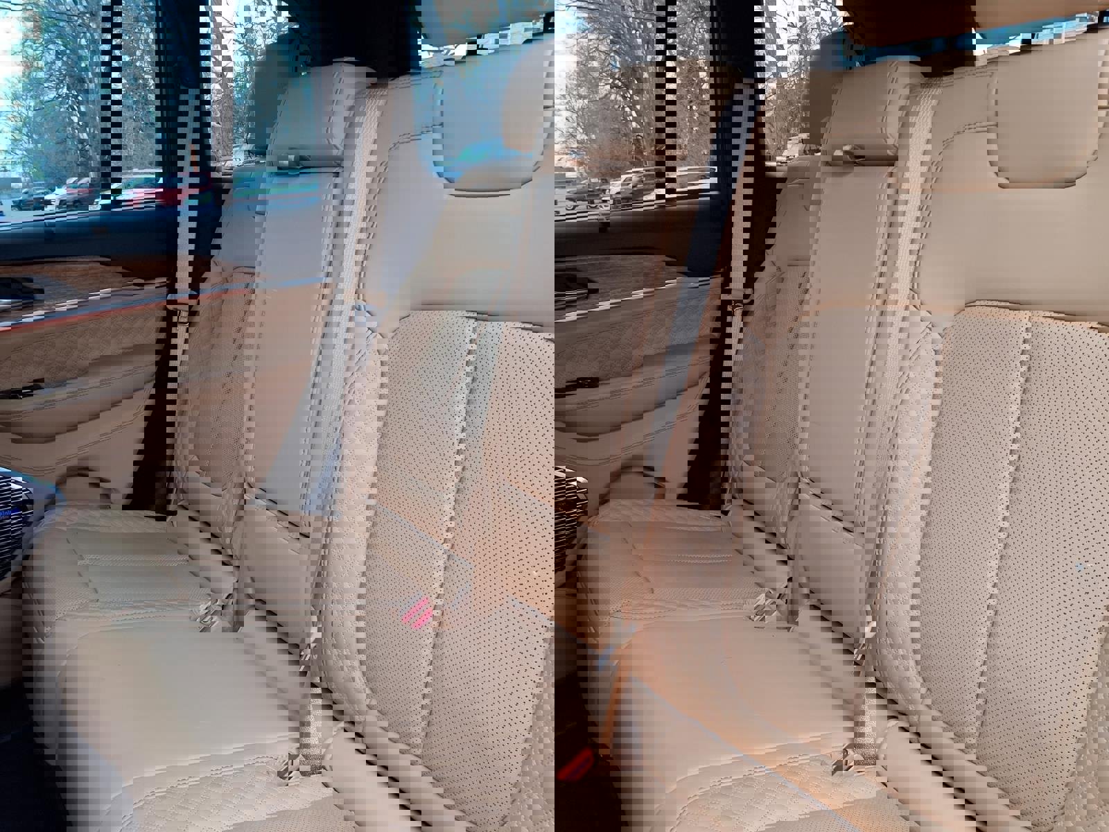 Used 2024 Jeep Grand Cherokee Summit image 7