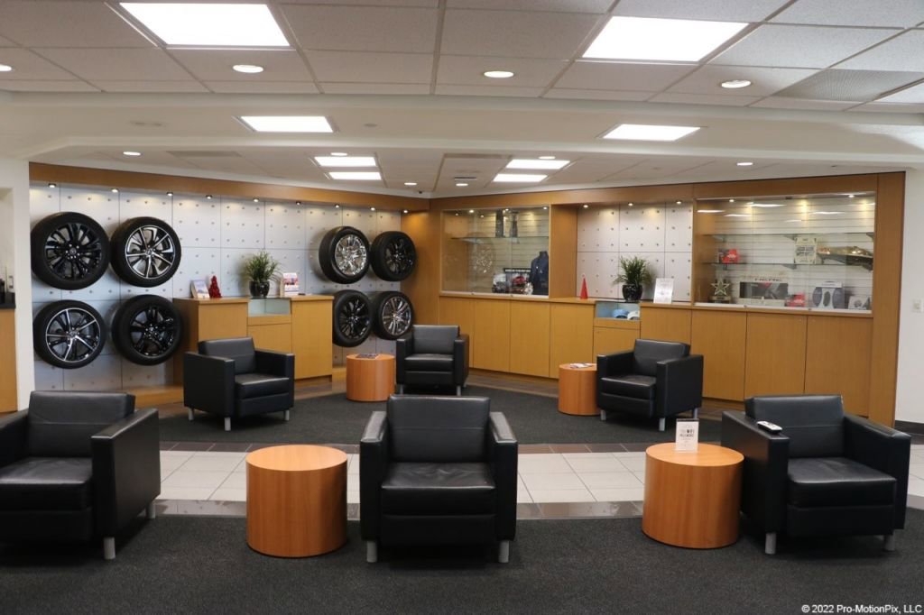 Used 2019 Ford F150 Lariat w/ Trailer Tow Package image 7