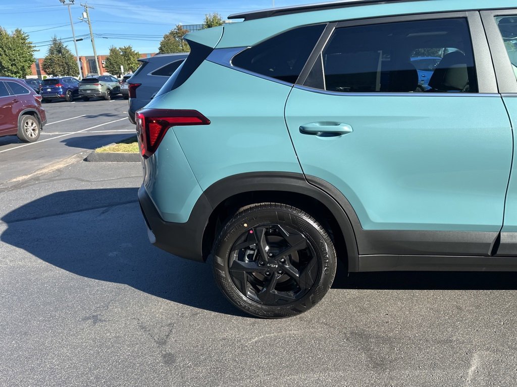 New 2026 Kia Seltos EX image 14