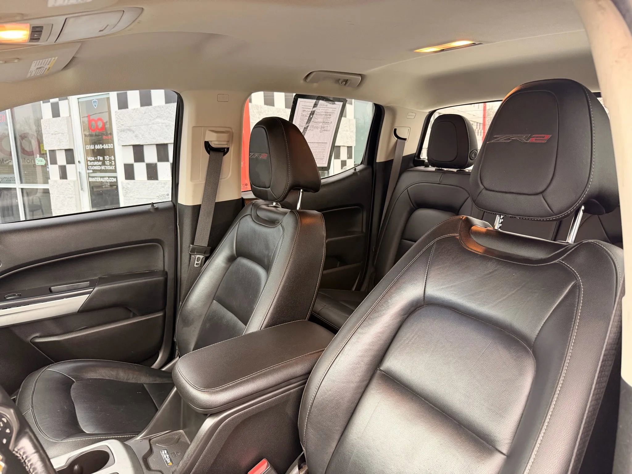 Used 2018 Chevrolet Colorado ZR2 image 12