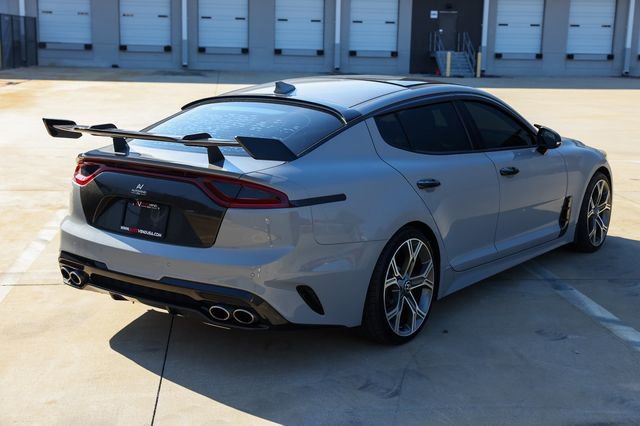Used 2020 Kia Stinger GT1 image 16