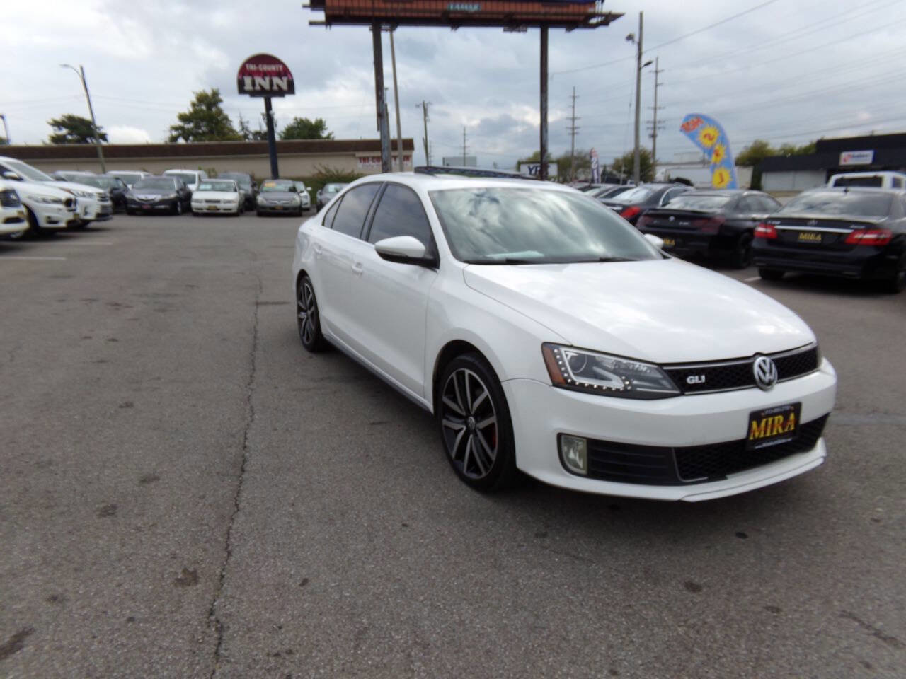 Used 2013 Volkswagen Jetta GLI Autobahn image 4