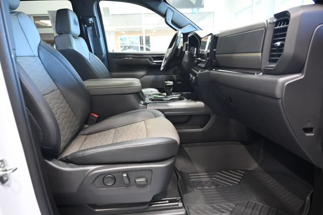 Used 2024 Chevrolet Silverado 1500 ZR2 w/ ZR2 Bison Edition AWD/4WD image 13