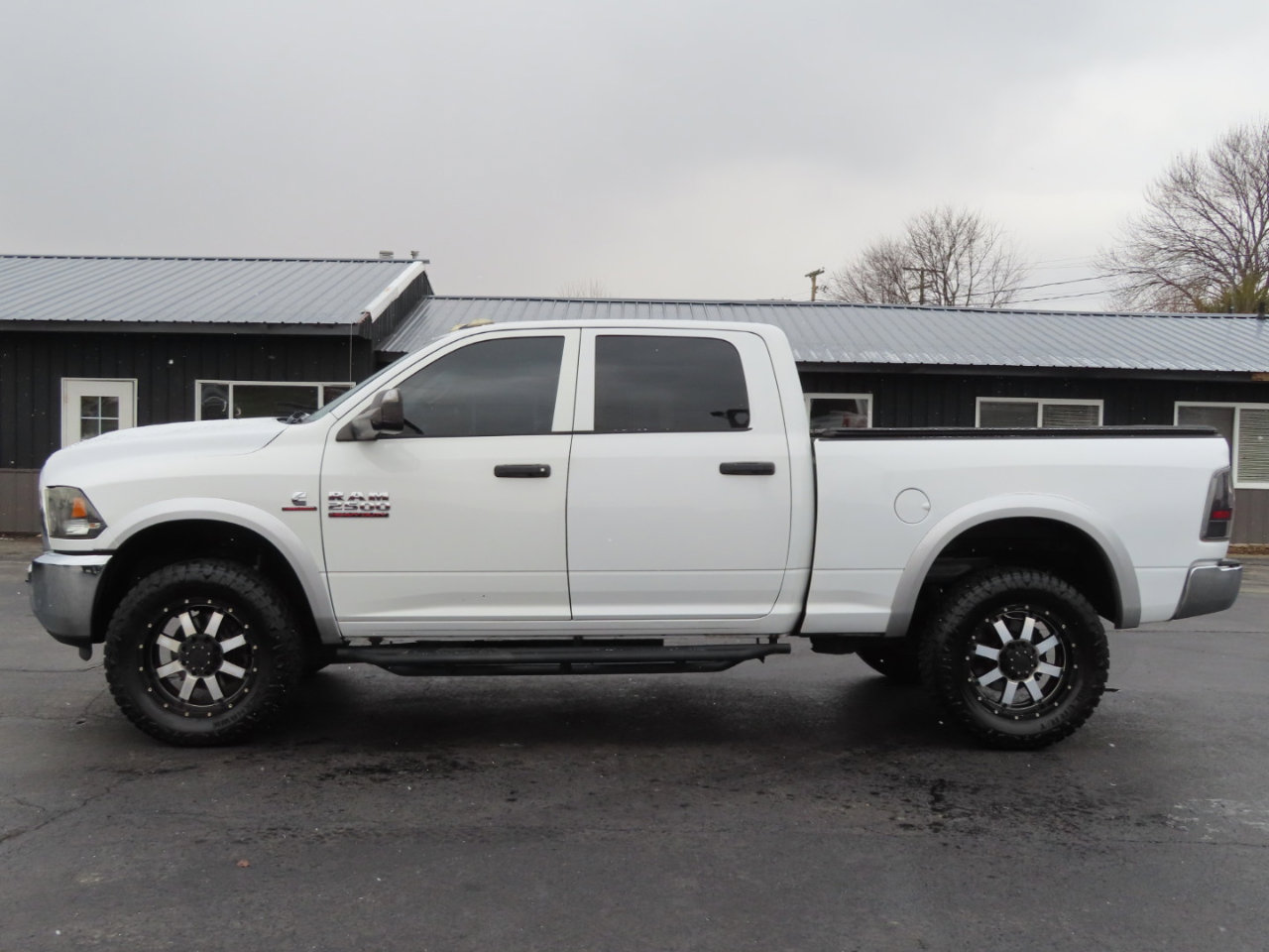Used 2016 RAM 2500 Tradesman w/ Chrome Appearance Group image 3