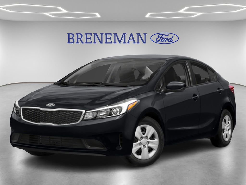 Used 2017 Kia Forte LX image 1