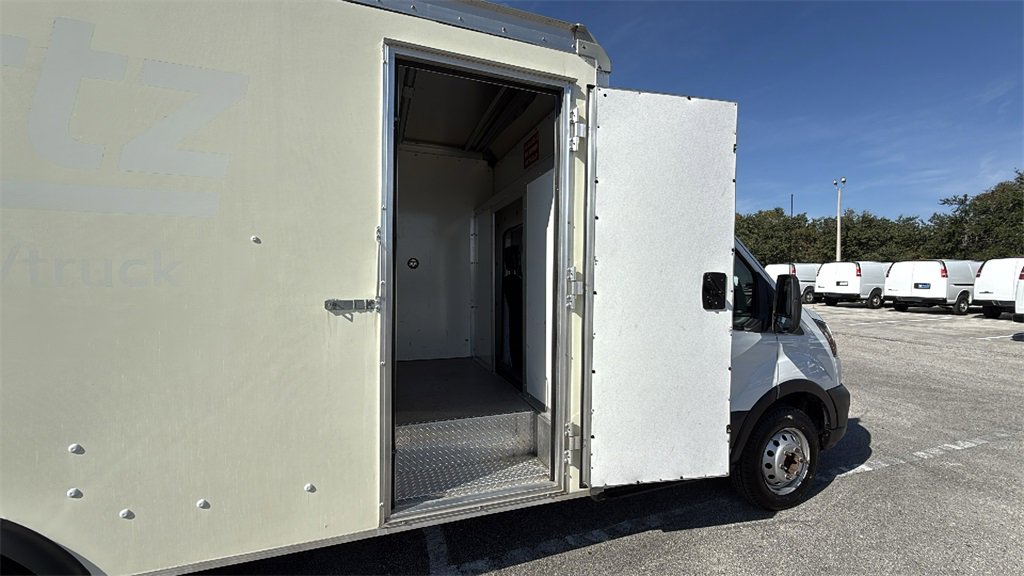 Used 2023 Ford Transit 350 DRW image 28