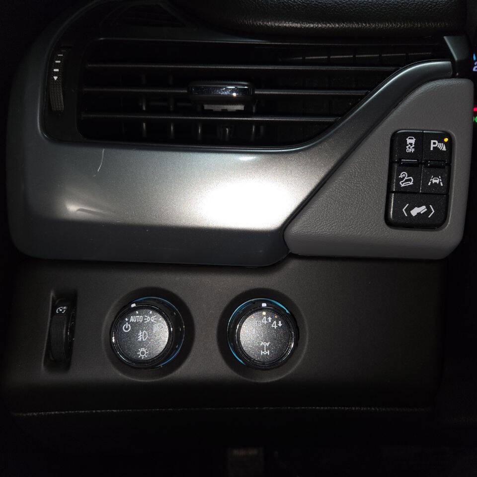 Used 2019 Chevrolet Tahoe LT image 21
