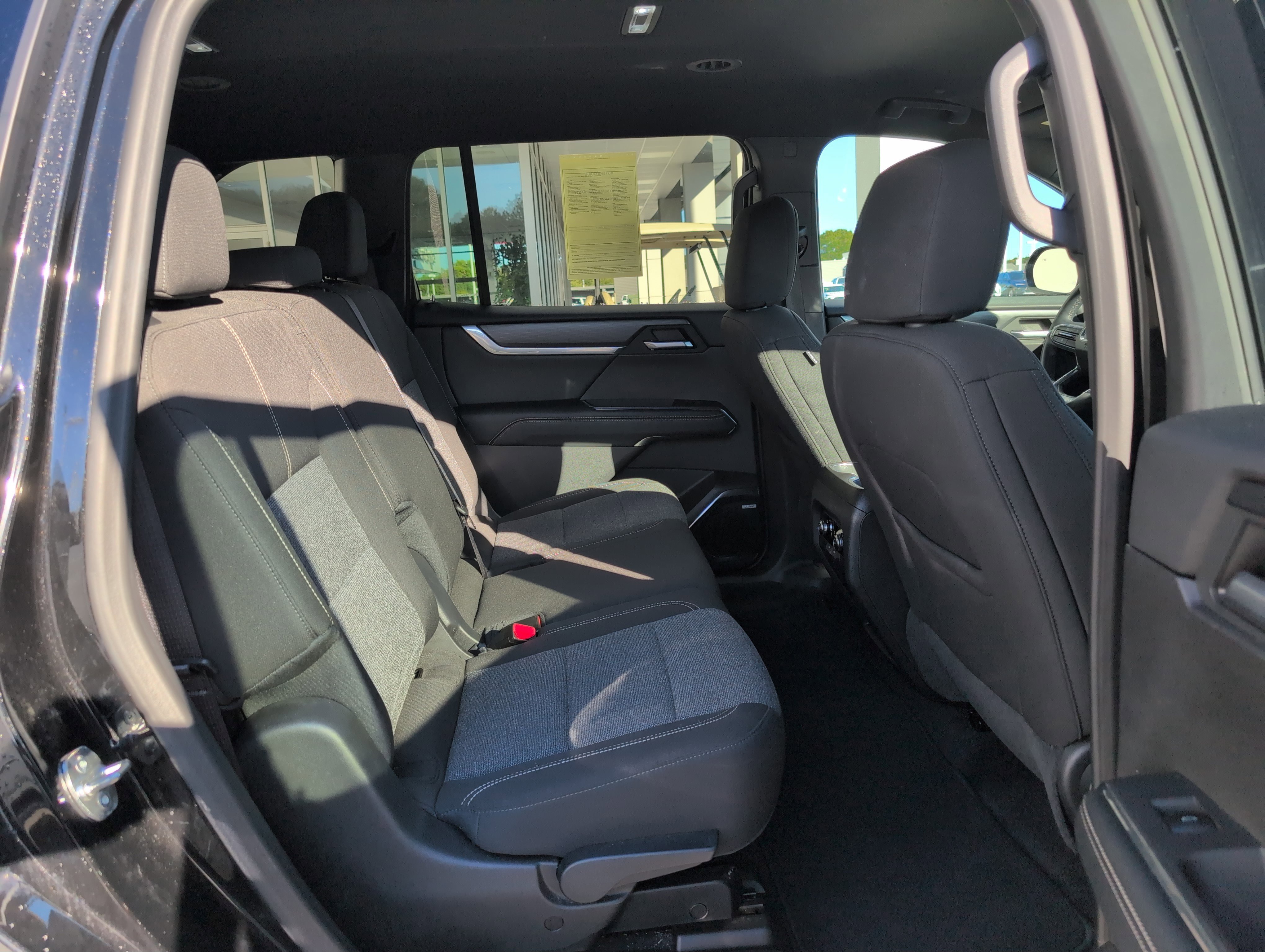 Used 2025 GMC Acadia Elevation image 36