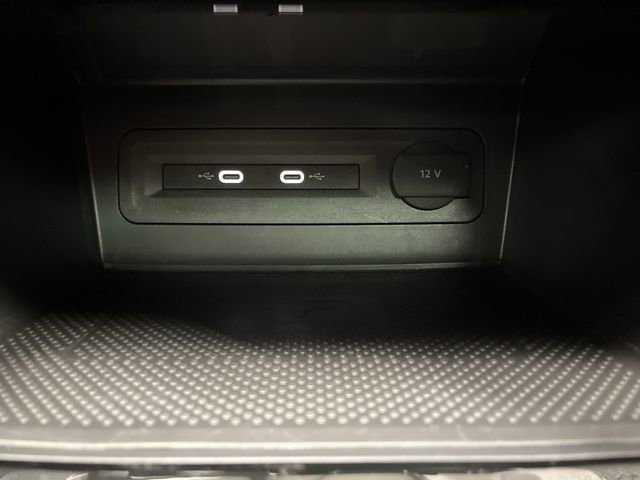 Used 2023 Volkswagen Atlas SEL Premium image 25