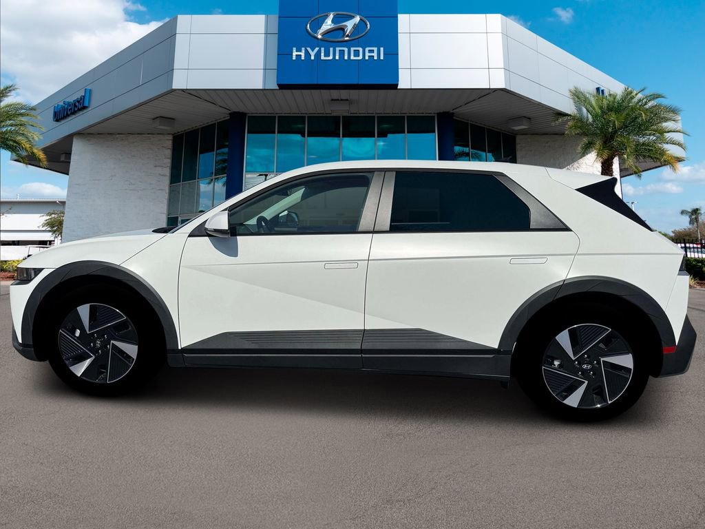 New 2026 Hyundai Ioniq 5 SEL RWD image 3