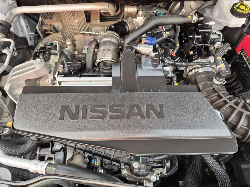 Used 2024 Nissan Rogue S AWD/4WD image 29