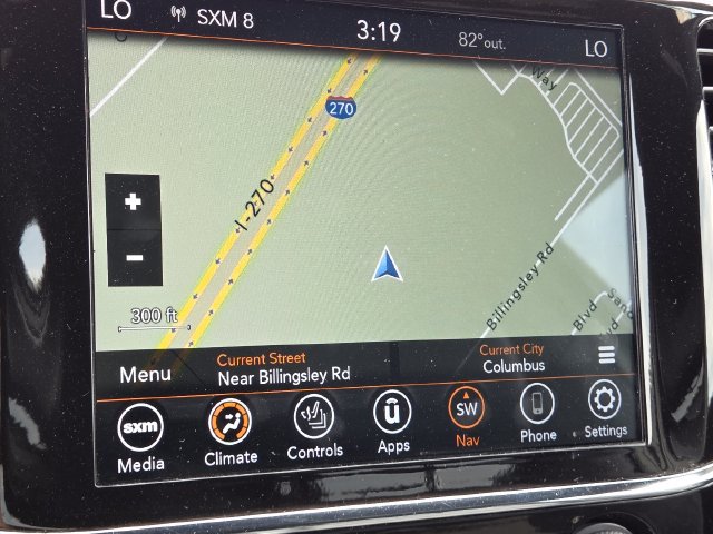 Used 2022 Jeep Grand Cherokee Laredo X AWD/4WD image 3