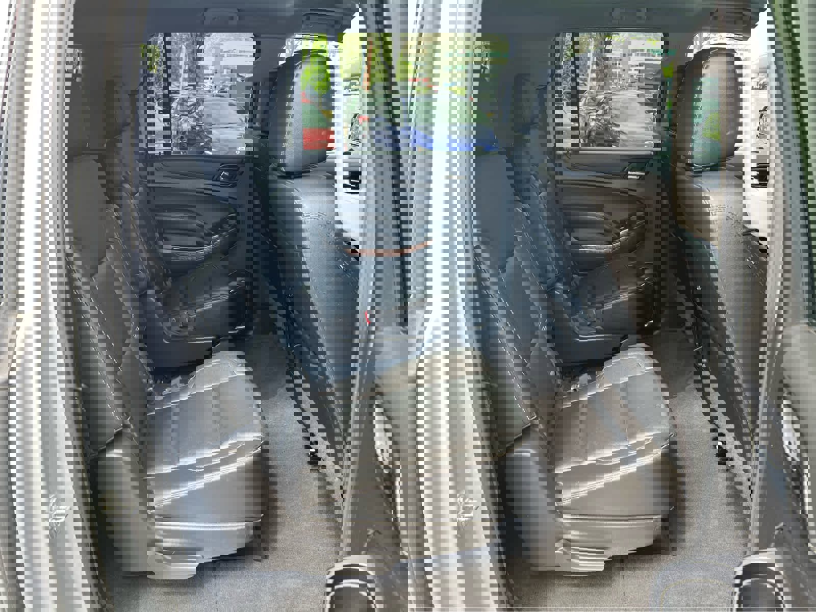 Used 2020 Chevrolet Suburban Premier image 26