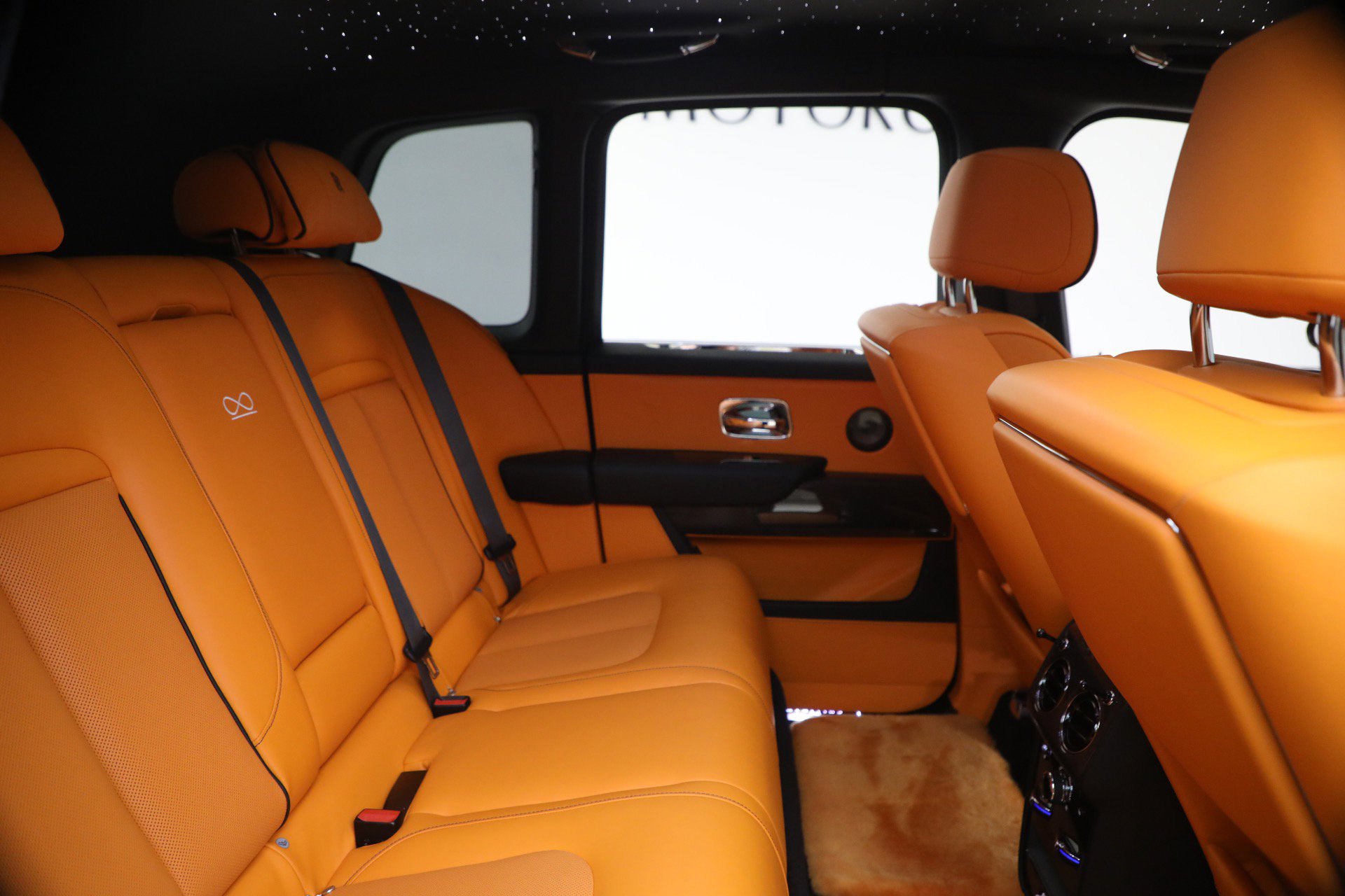 Certified 2024 Rolls-Royce Cullinan Black Badge w/ Driver's Package image 25