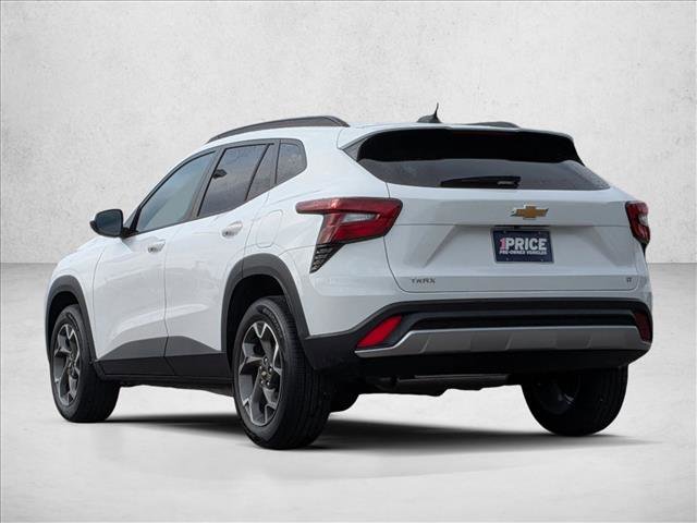 Used 2026 Chevrolet Trax LT image 8