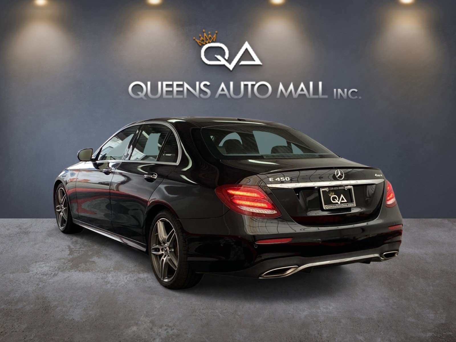 Used 2019 Mercedes-Benz E 450 4MATIC Sedan w/ Premium Package image 4