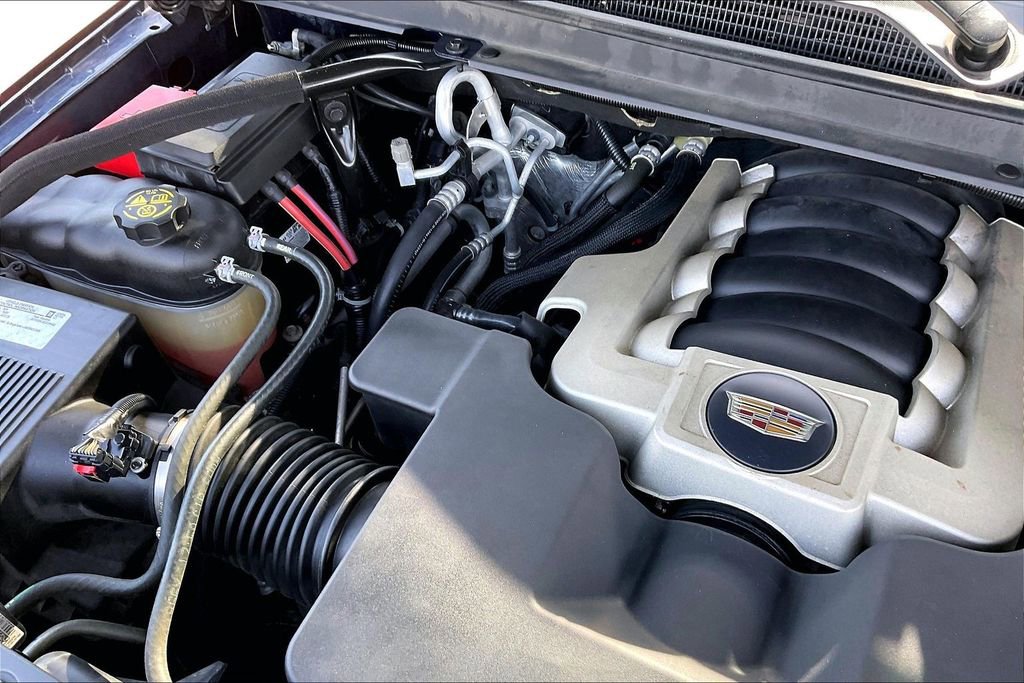 Used 2020 Cadillac Escalade Luxury RWD image 32