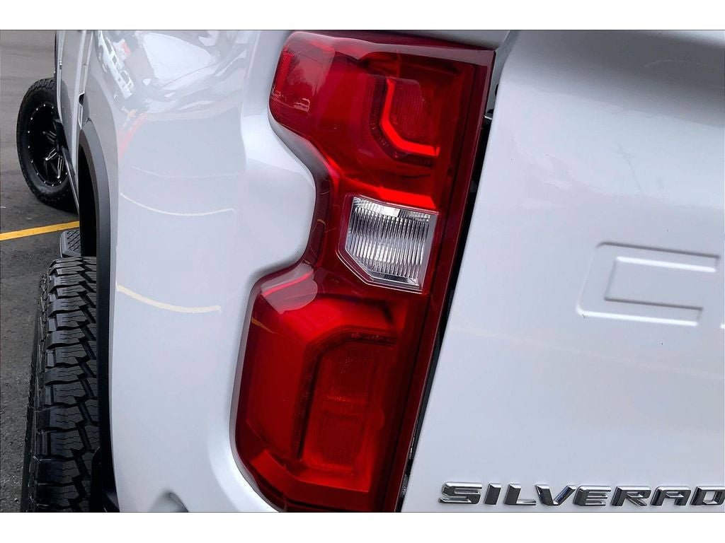 Used 2022 Chevrolet Silverado 3500 LTZ w/ Gooseneck/5TH Wheel Package image 29