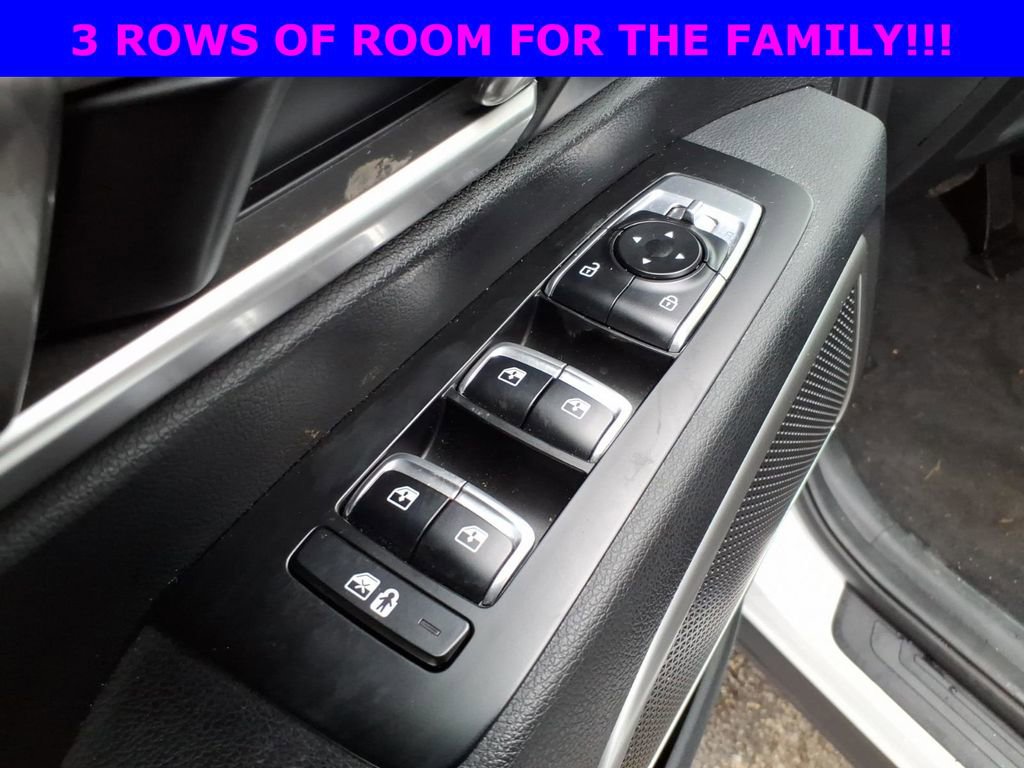 Used 2023 Kia Telluride LX image 14